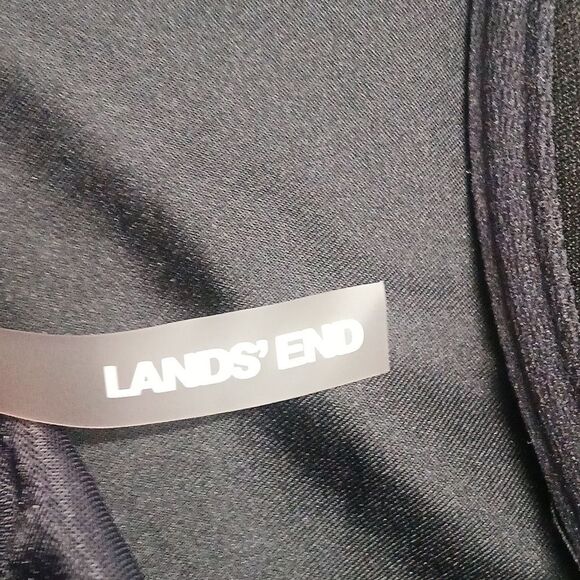 Lands' End black Tankini swimsuit top with underwire Sz 22W NWOT - Picture 6 of 7